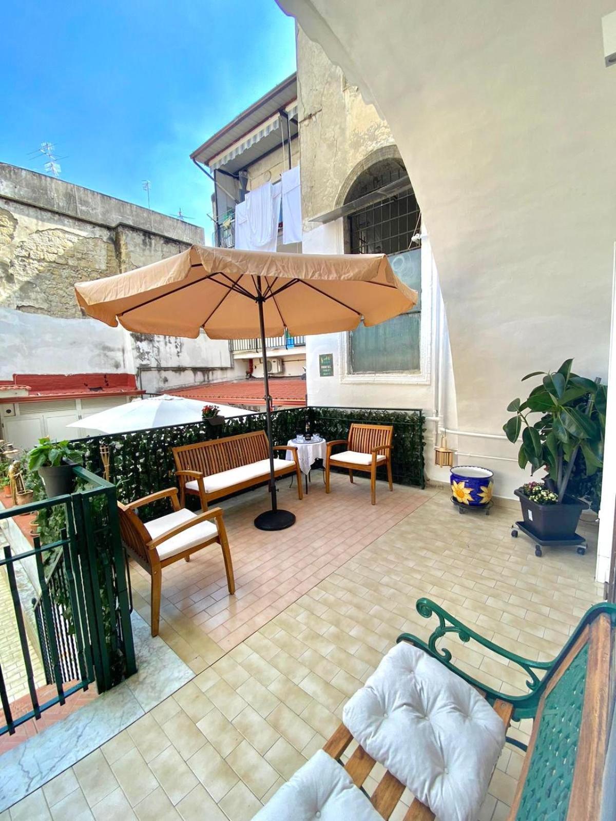 Castellano Apartment Neapol Zewnętrze zdjęcie
