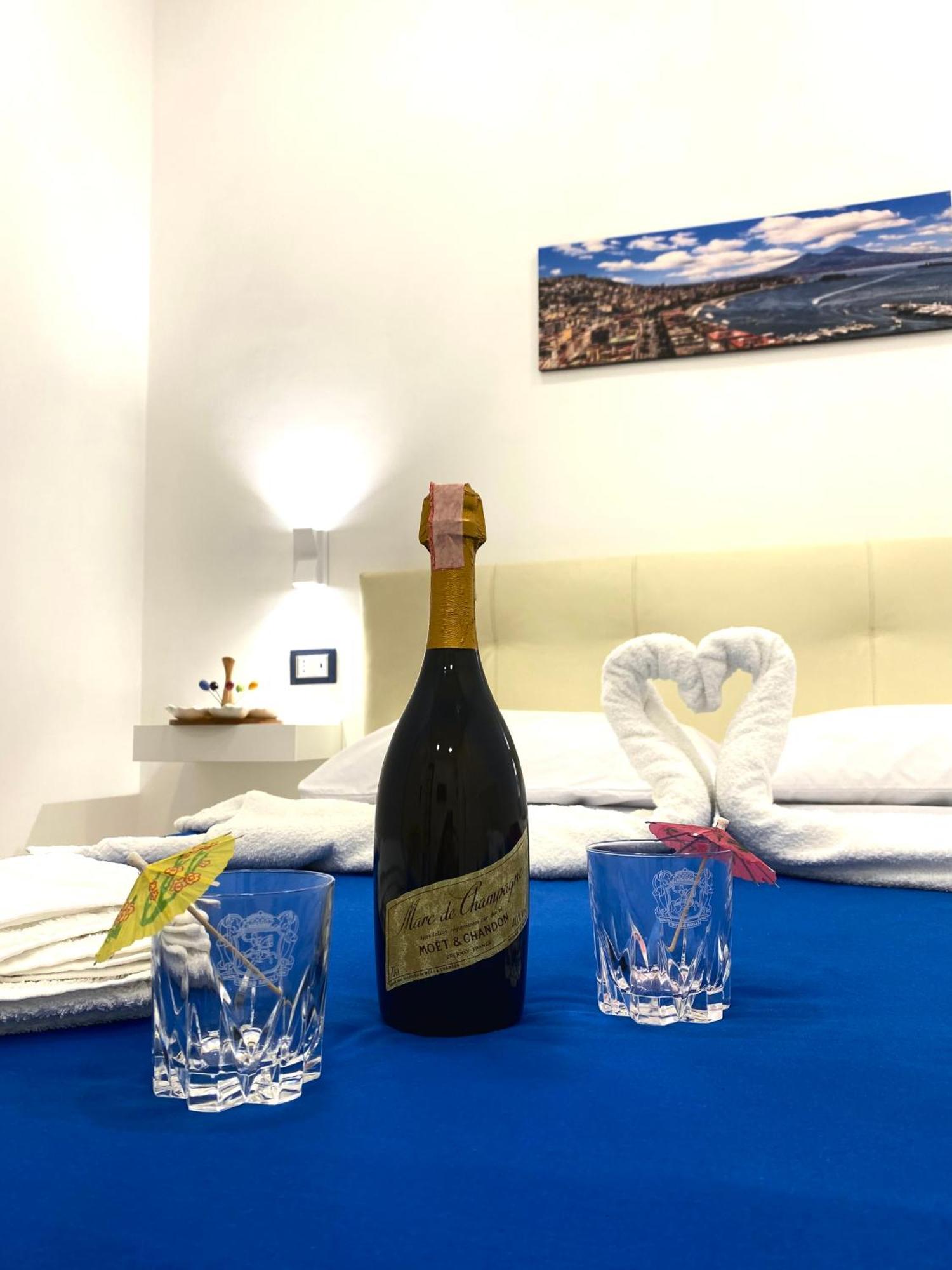 Castellano Apartment Neapol Zewnętrze zdjęcie