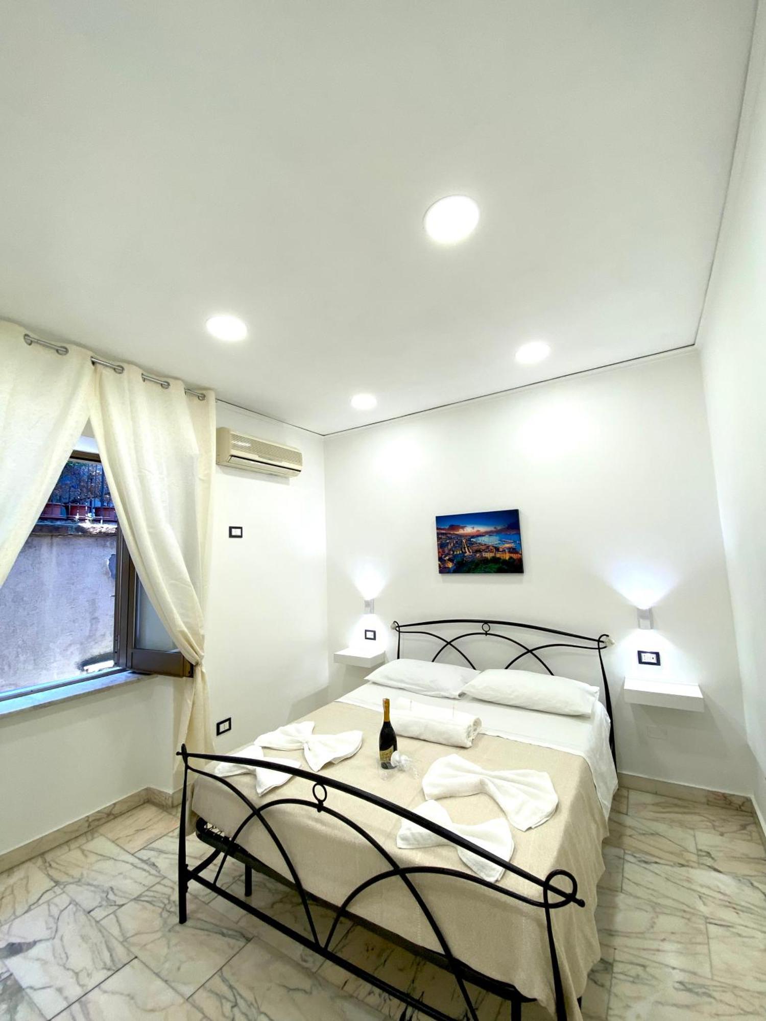 Castellano Apartment Neapol Zewnętrze zdjęcie